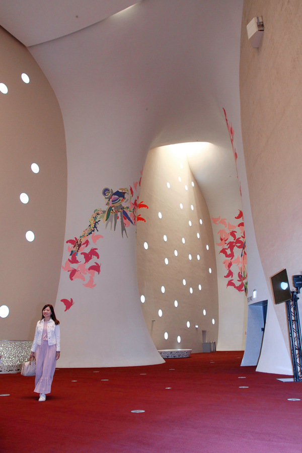 『台灣輕旅拍，外拍推薦』輕鬆自在走遍台中市七期國家歌劇院、堁夏咖啡 Café Crotchet、蔦屋書店 台中市政店、草悟廣場、道和六藝文化館刑務所演武場捕捉網美一日景點，透過鏡頭紀錄每一刻回憶-Snaping 攝影服務直擊分享