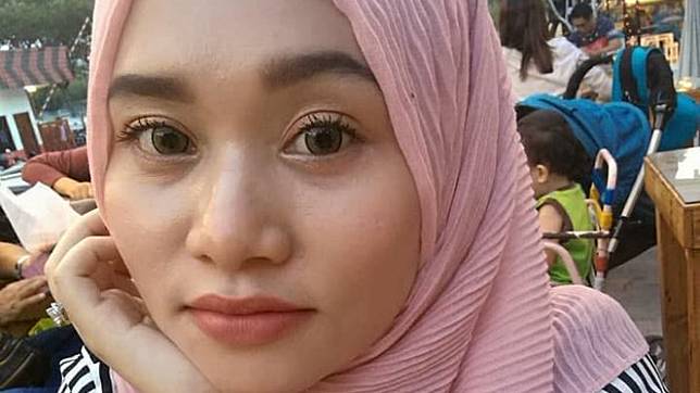 Derita Nur Sakinah, Bukan Tambah Cantik Usai Pakai Eyeshadow, Matanya Berubah Mengerikan Seperti Ini