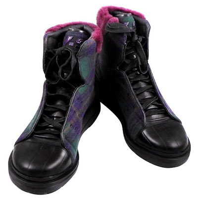 山本耀司與adidas合作的全新品牌蘇格蘭紋搭配呢絨毛設計，呈現時髦混搭風格中筒靴厚底設計，穩定性高兼具時尚潮流感附原廠鞋盒、防塵袋，讓您輕鬆收納