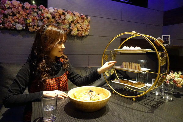 台北餐酒館聚餐-Elfin精靈餐酒館，超好拍IG網美餐酒館，水準之上的酒吧餐點，調酒超好喝的台北酒吧餐廳，台北調酒餐廳推薦