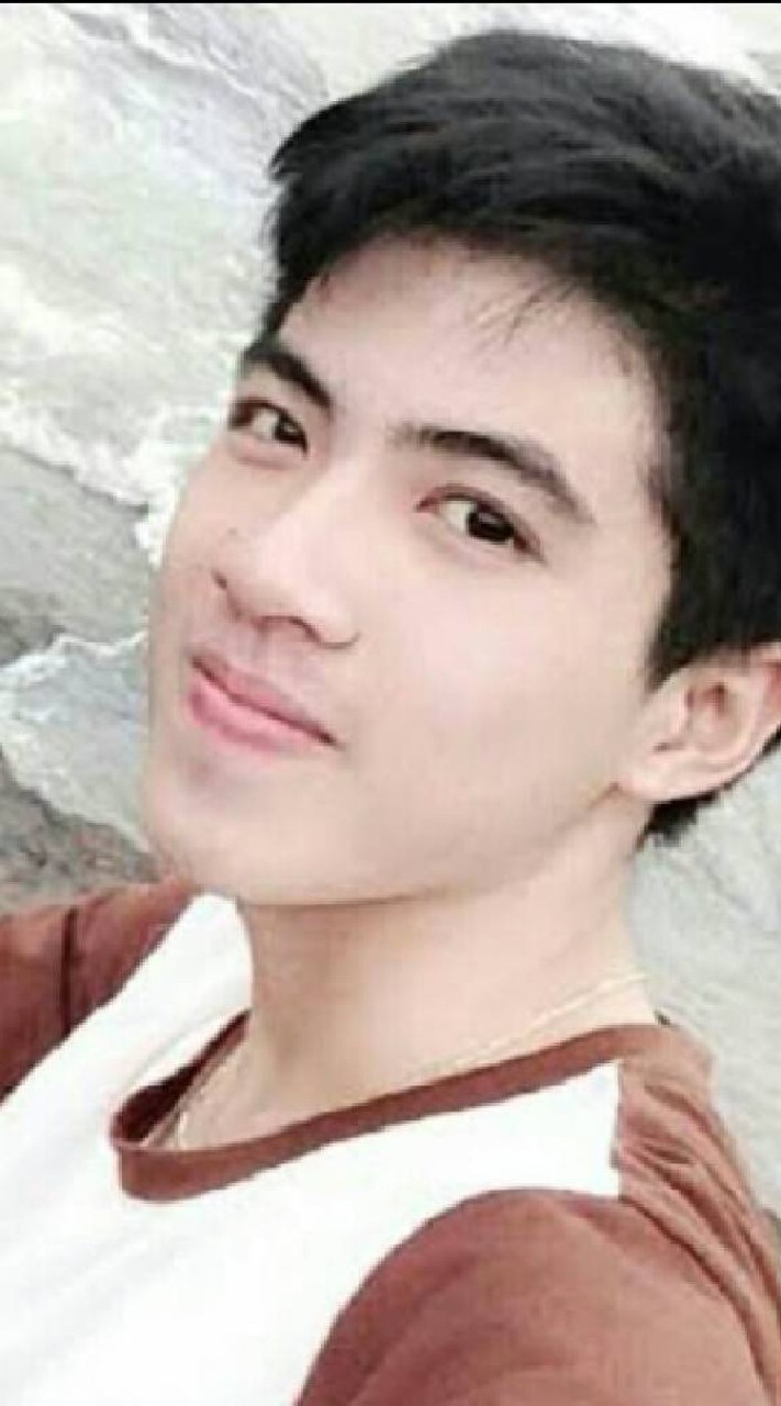 เราคือเพื่อน พูดคุย แชร์เพลง แชร์หนัง แชร์คำคม ได้ตามสบายจร้า