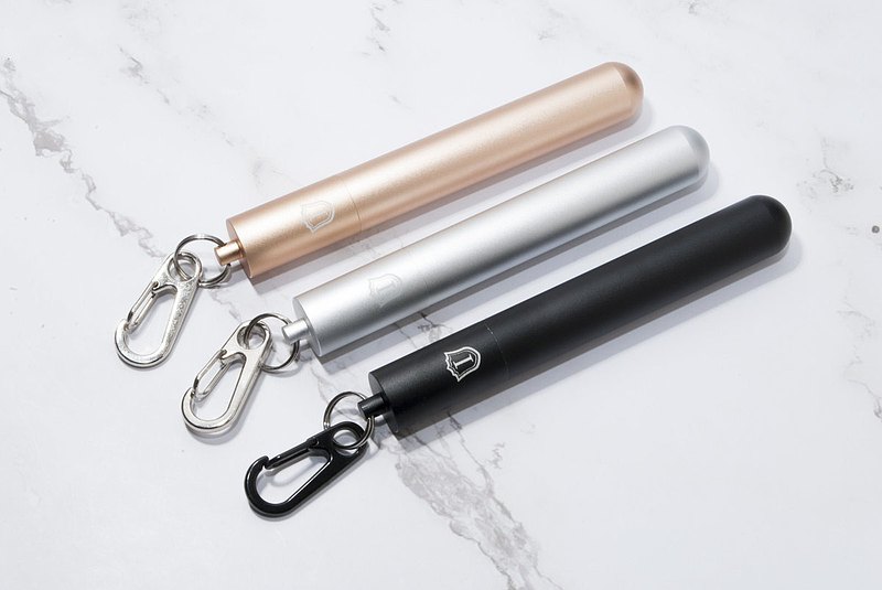 ​吸管絕對是最好的不銹鋼材料。 使其適用於各種杯子，玻璃杯。 我們的環保吸管非常適合您享用任何冷飲或熱飲。 你將幫助減少這個數量，減少污染，並保護海洋野生動物不受一次性塑料的影響。