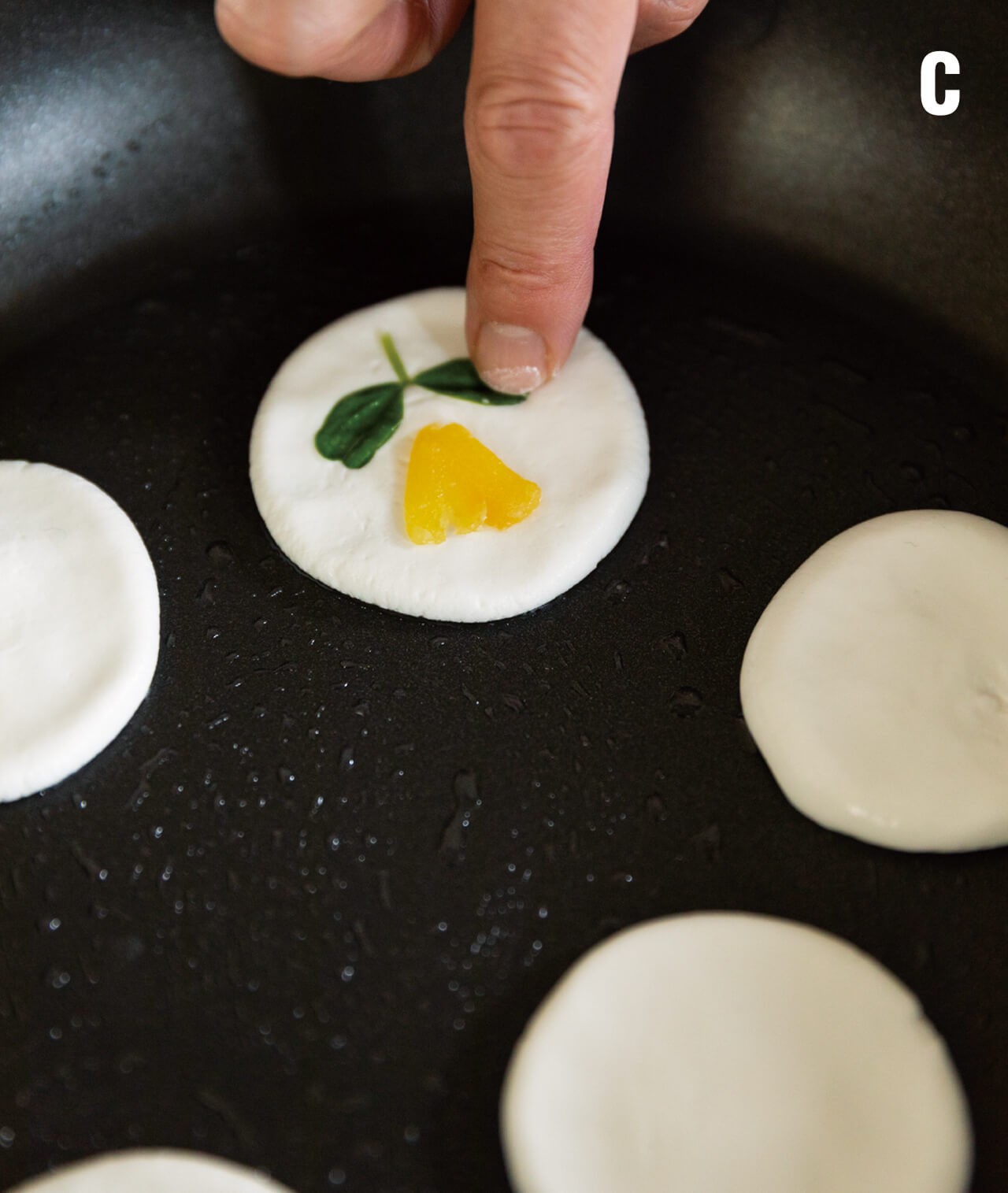 コウケンテツさんの 花餅 ファジョン レシピ 子どもが喜ぶかわいい韓国おやつ