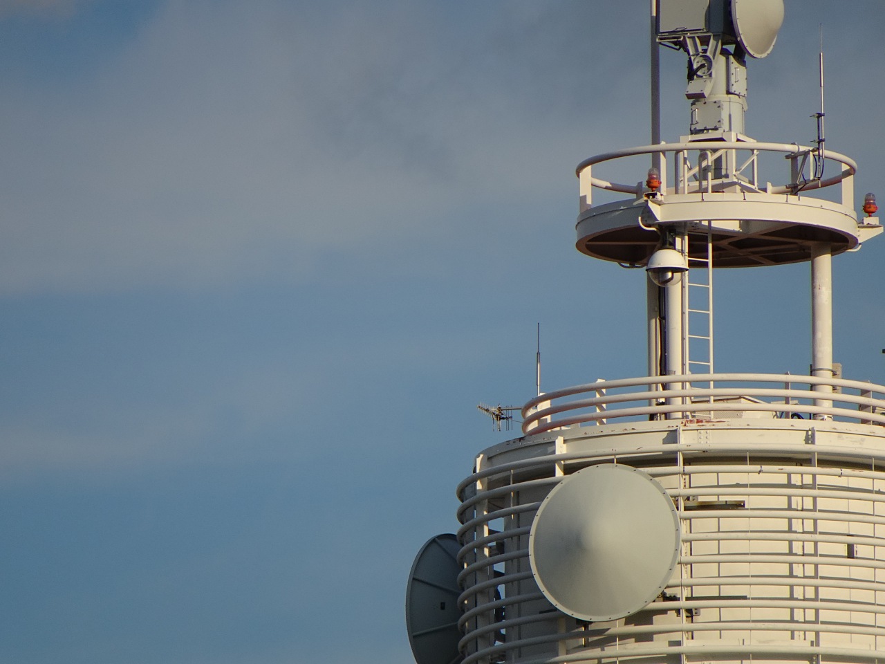 世界最輕巧，28 倍變焦的掌中長砲 Sony DSC-HX99 實拍評測