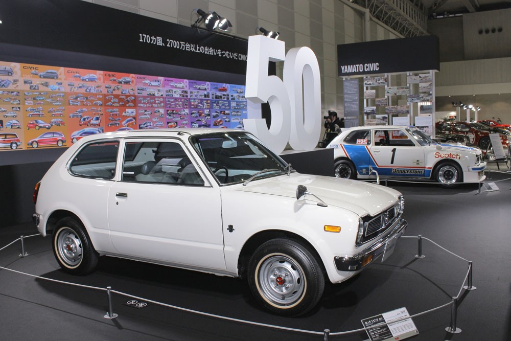 ホンダ・シビック50周年！ 初代とヤマト・シビックが共演 オートモビル