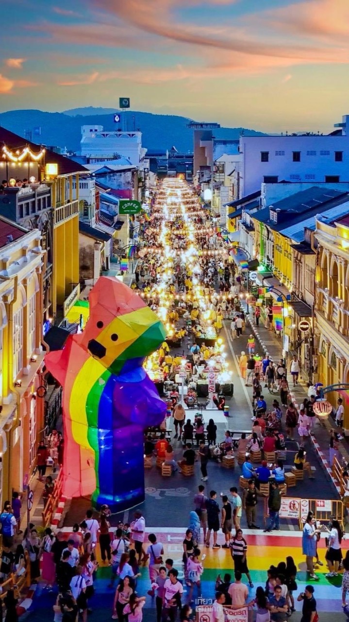 ขบวน Discover Phuket PRIDE