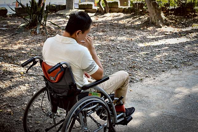 30多歲壯男突嗜睡、不講話  下一秒鐘叫沒反應竟已腦中風