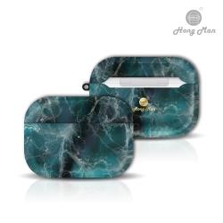 ◎TPU 環保塑膠材質，環保永續更愛地球|◎超強柔韌性，拆裝更方便且用力揉捏不變形|◎人性化分體式設計，輕鬆開蓋90度品牌:HongMan康文型號:AirPodsPro種類:週邊配件週邊配件類別:殼套