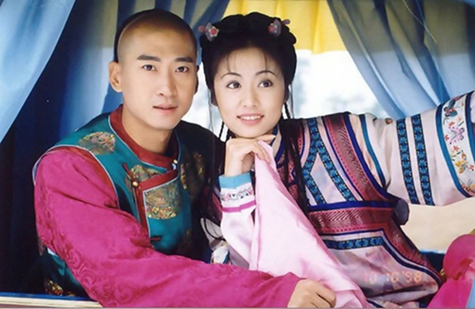 「戲裡甜蜜戲外翻臉」的陸劇CP 8：《還珠格格》林心如&周杰