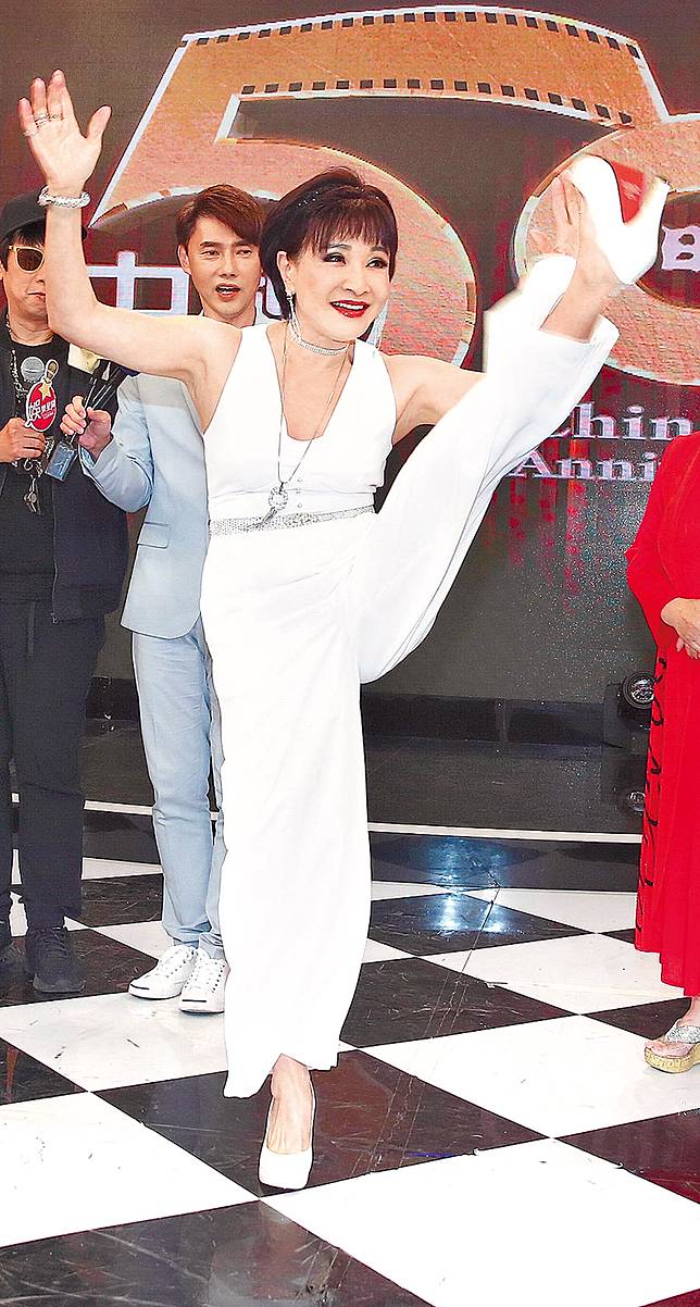 黃香蓮當阿嬤小生風采依舊