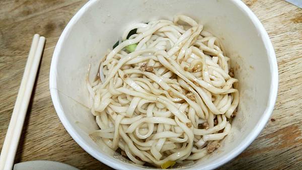 【台北美食】無名乾麵公嬤麵-沒有店名的35年老字號小吃店