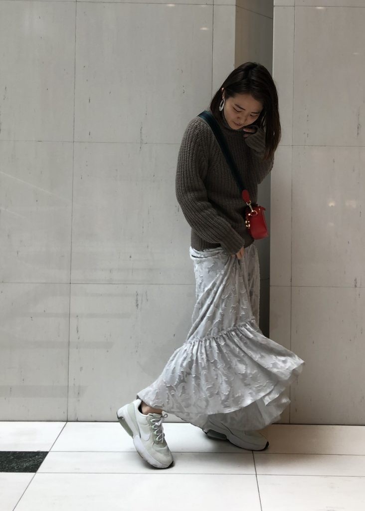 冬の靴どうしてる Classy スタッフの私服足元コーデ スニーカー編 Classy News