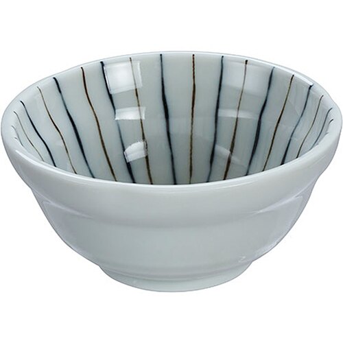 ◇堅果、泡菜、毛豆◇湯品、粥品、甜點◇辣椒醬油、醬料碟◇特殊不規則碗口◇白瓷材質富有質感