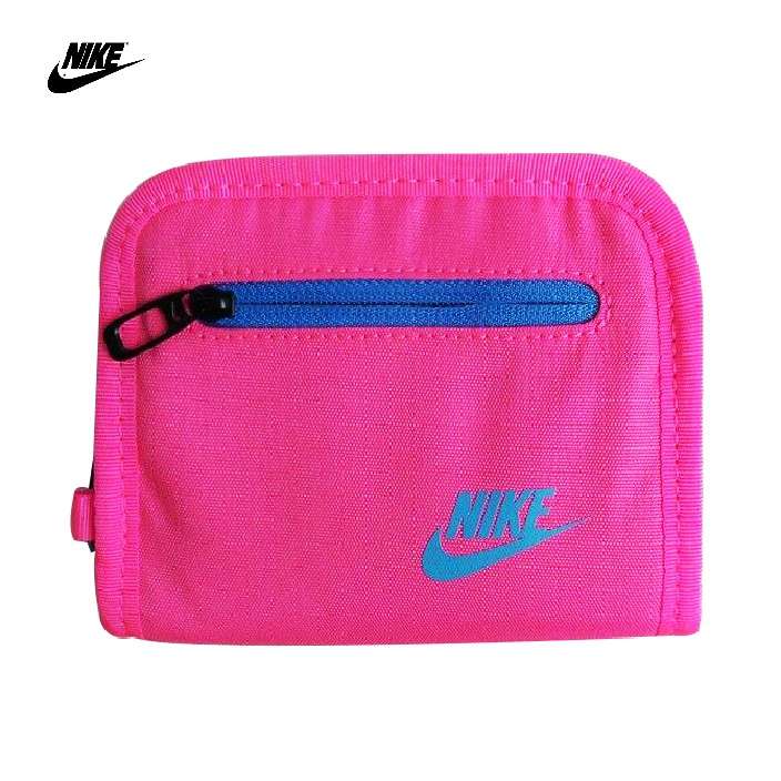 品名：NIAC7635NS 皮夾 粉紅 型號：NIAC7635NS 全新公司貨 尺寸：ONE SIZE 質料：主體~100%聚酯纖維 內裡~100%尼龍 因門市及其他網路平台同步銷售，下標前請先詢問是