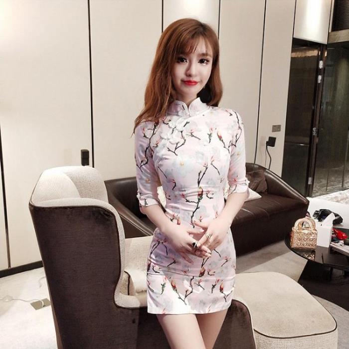 改良旗袍夏季2019新款女裝時尚少女中國風中袖收腰包臀旗袍洋裝