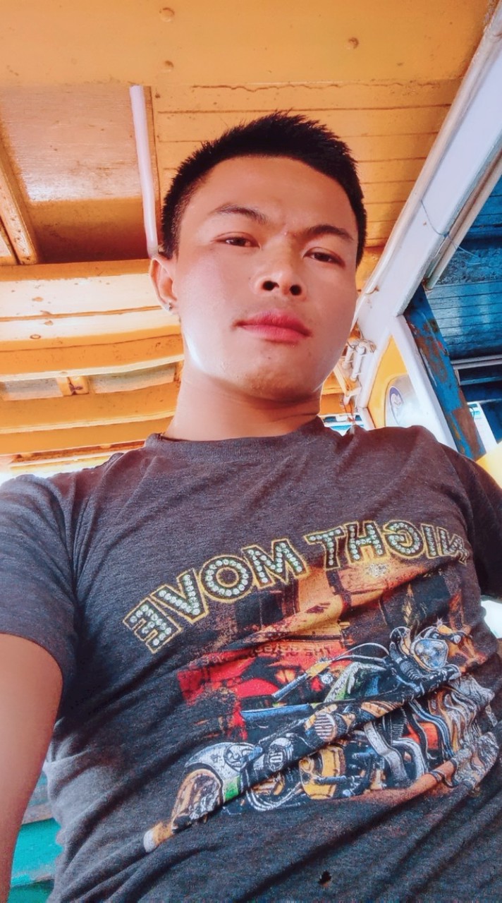 อยากมีใครสักคนมาอยู่ข้างกาย