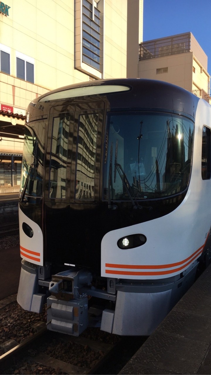 全国の鉄道好き集まれ〜(S)