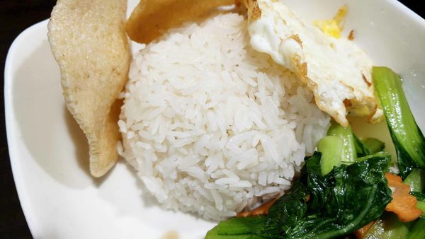 【三重美食】暹羅廚房-平價又美味讚不絕口的泰式料理餐廳