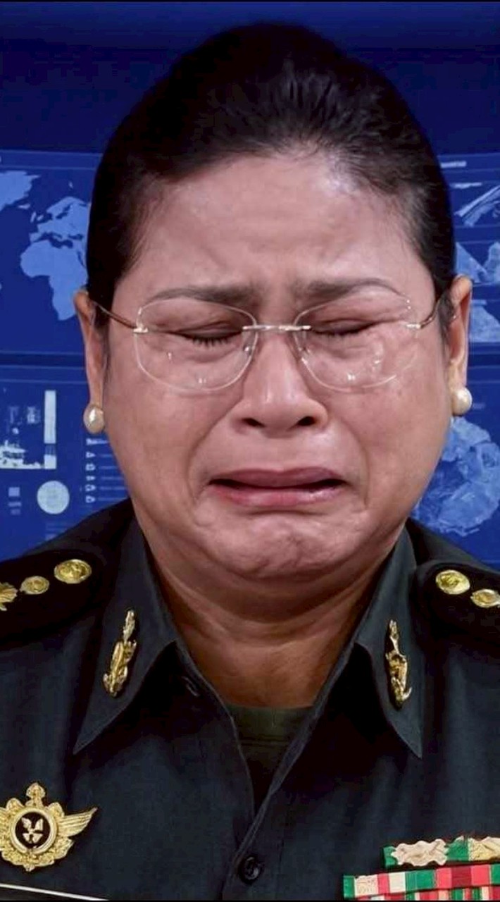 ยายเผือก & ยายป้อย