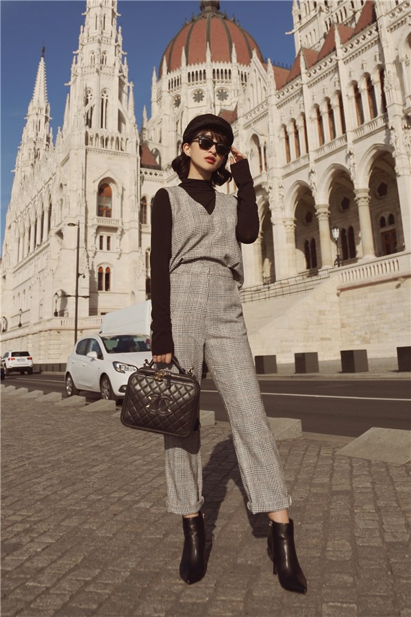 千鳥格紋磨毛面料，無彈性/上衣:V領，無袖設計，後中開隱形拉鍊/下身:左右兩側附口袋，後兩側假口袋設計/無內裡/上下身可分開搭配 *商品顏色因電腦螢幕設定差異會略有不同，請以實際商品為準