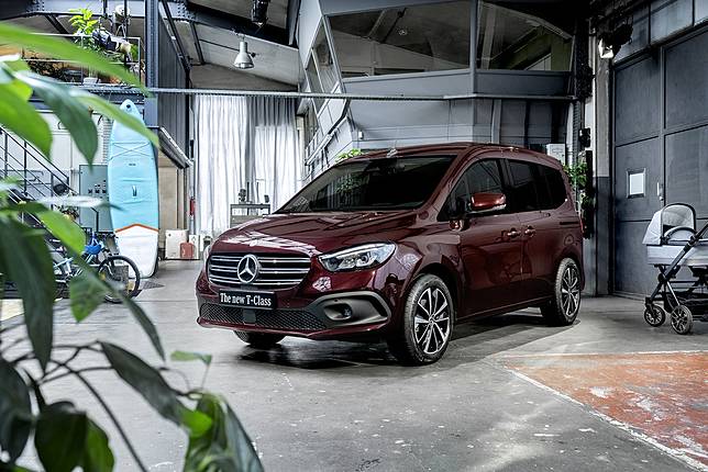 德法聯姻最新演化 Mercedes Benz T Class 高級小型商務mpv 發表 Carstuff人車事 Line Today