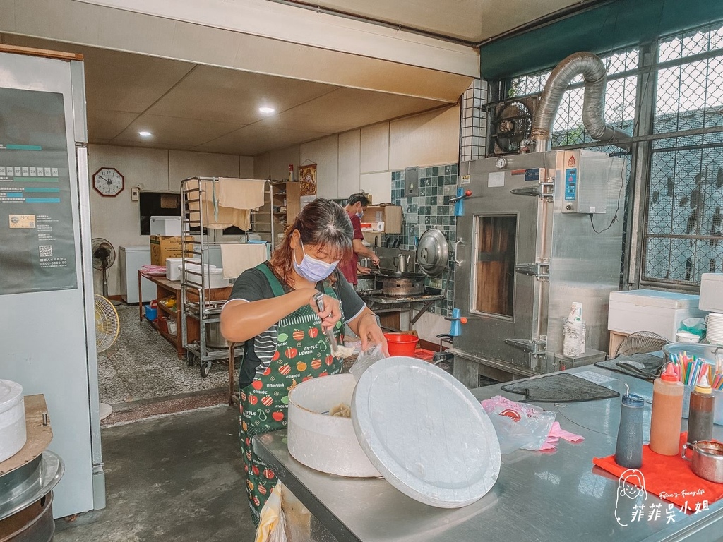 宜蘭美食 沒賣包子的壯圍包子店 煎餃必吃