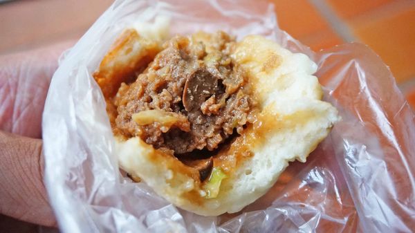 【台北美食】鼎錩鋊30年水煎包-30年老字號美味又好吃的水煎包美食