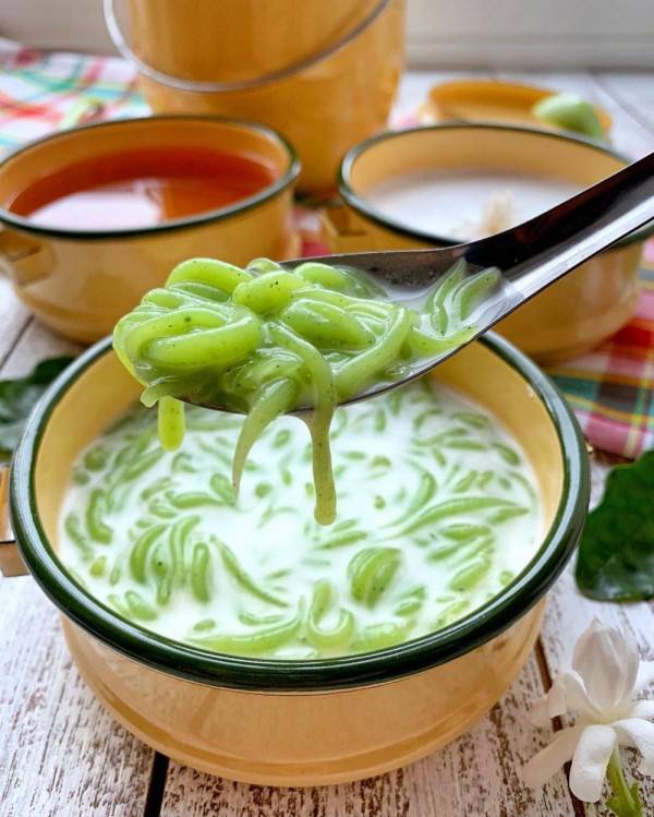 Tren Untuk Desain Spanduk Es Cendol  Erlie Decor