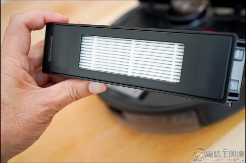 ECOVACS DEEBOT T8 AIVI 開箱 - 12