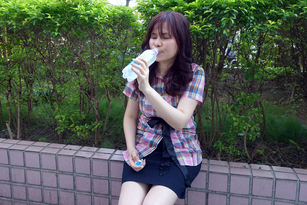 氣泡水推薦-冰澌氣泡水，無糖、無熱量、無甜味劑海洋深層水，冰澌海洋深層氣泡水、冰澌檸檬口味氣泡水、冰澌青蘋果口味氣泡水