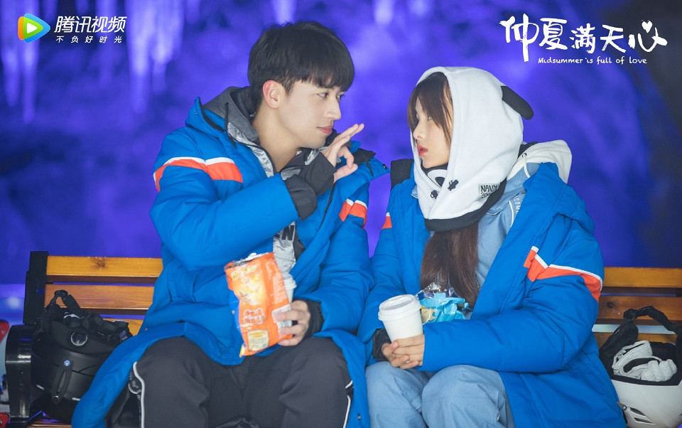 《以家人之名》結局後的甜寵陸劇2：楊超越、許魏洲《仲夏滿天心》