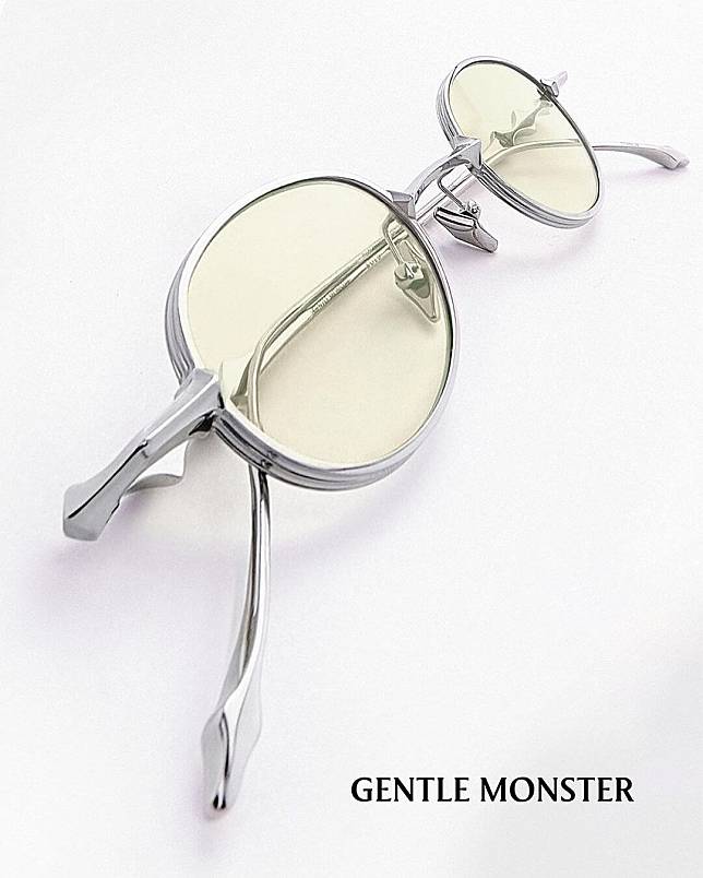 GENTLE MONSTER 攜手日本女星小松菜奈打造學院風格的2024 全新光學眼鏡