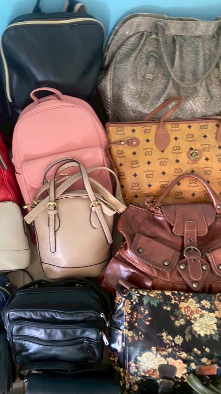 ร้านกระเป๋าดาริกา