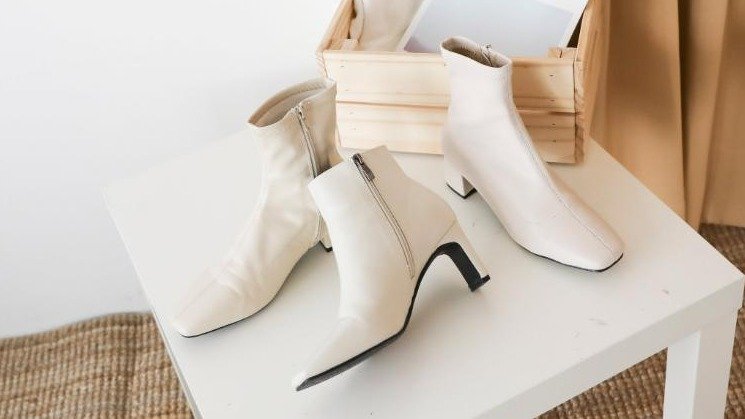 D+AF 入秋必備白靴穿搭心法! 3種穿搭打造清新造型