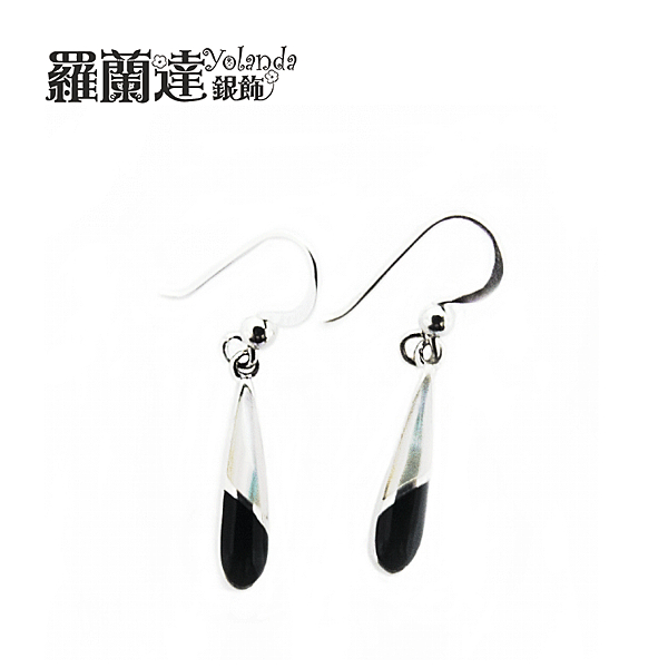 黑色琺瑯，白色貝殼，亮麗的對比顏色。n凸顯出您與眾不同的品味n任何場合皆適合配戴 !