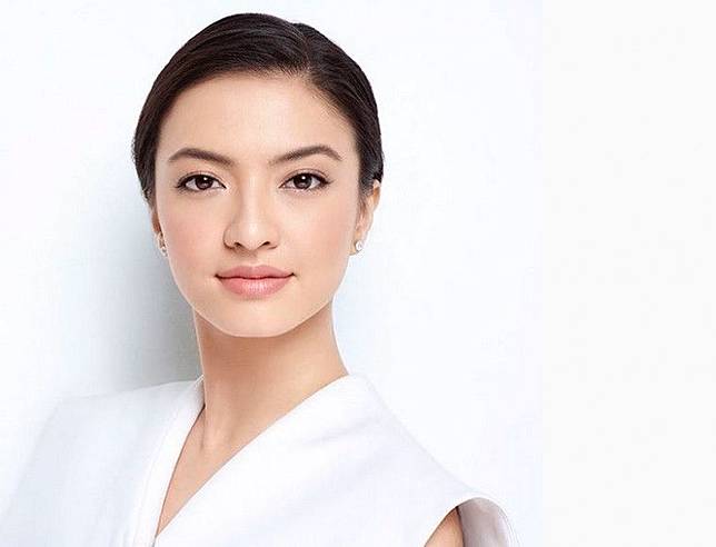 Jarang Pamer Kekayaan 5 Artis Ini Tajir Sejak Lahir Keepo Me Line Today