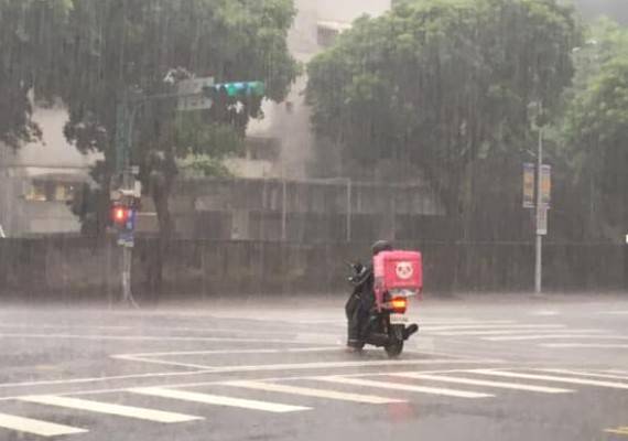 下雨天送餐不是第一名！最讓外送員火大崩潰的十件事 DailyView 網路 