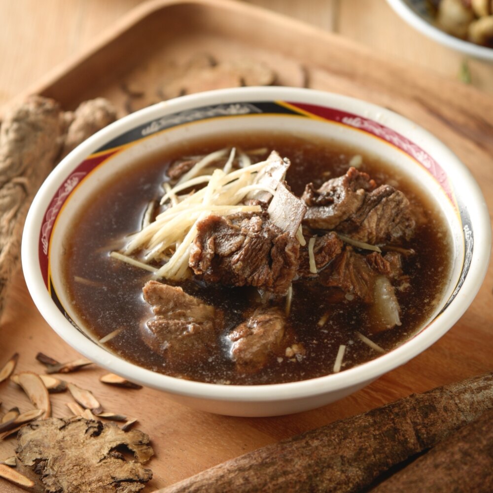 此品項調理包內不含高湯原汁、火鍋料及蔬菜等。