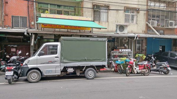 【板橋美食】天香小吃部-隱身在巷弄裡超大份量又便宜的小吃店