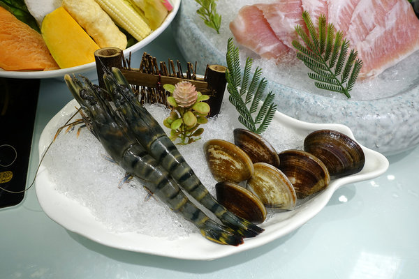 沐田No.2-1涮涮工廠-中山南西火鍋，中山捷運站小火鍋，湯頭醬料獨特、可食材代購，接受客製化餐點可包場的中山區小火鍋
