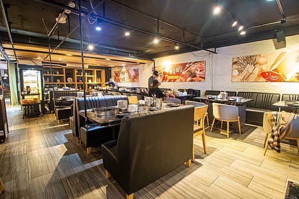 【台北美食】嗨蝦蝦吃到飽火鍋店-超過１００種不同食材、不同餐點無限量吃到飽的日式火鍋店