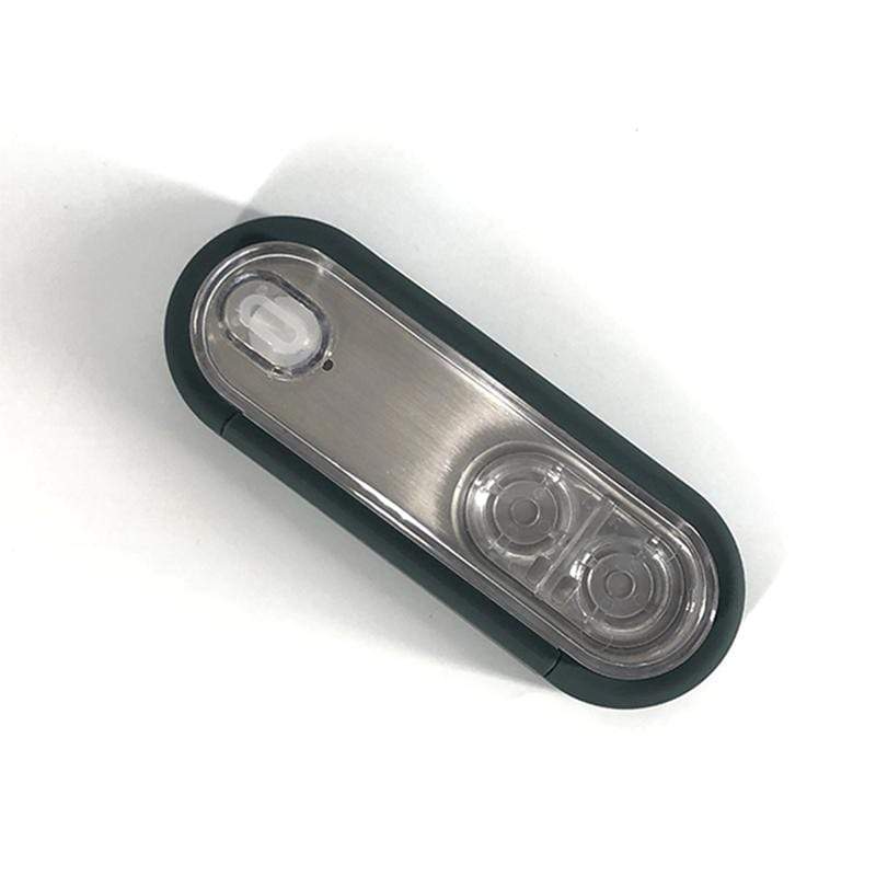 產品特色 內置儲液槽，不僅可以清洗還可以儲存美瞳／隱形眼鏡 可上機的液體容量，即使在飛機或旅途中眼睛乾澀，也可即更換清洗鏡片 食品級不鏽鋼內瞻，無菌更安全，清洗更方便 強大清潔力，高頻震動清洗，有效清