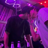 ดื่มบรรทัดทอง