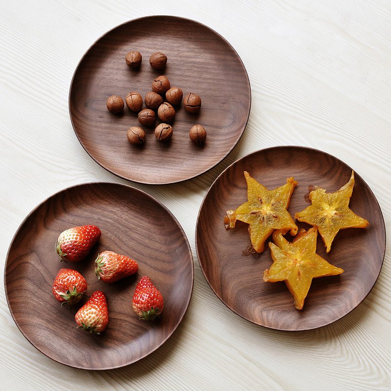 木，以天為本，潤之靈氣，木質食器素來是淳樸的味道，它散發著原始的氣息，讓人心情舒暢，下午茶的必備器具，與好友貢獻美好時光。