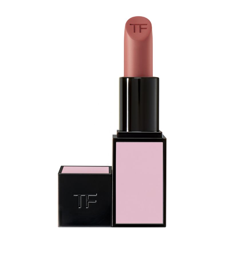 Gliding on with ease to envelop your perfect pout in shades ranging from fiery red to bare nude, the