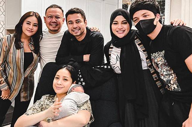 Intip Kado Mewah Aurel dan Atta Halilintar untuk Rayyanza, Raffi Ahmad Langsung Kaget