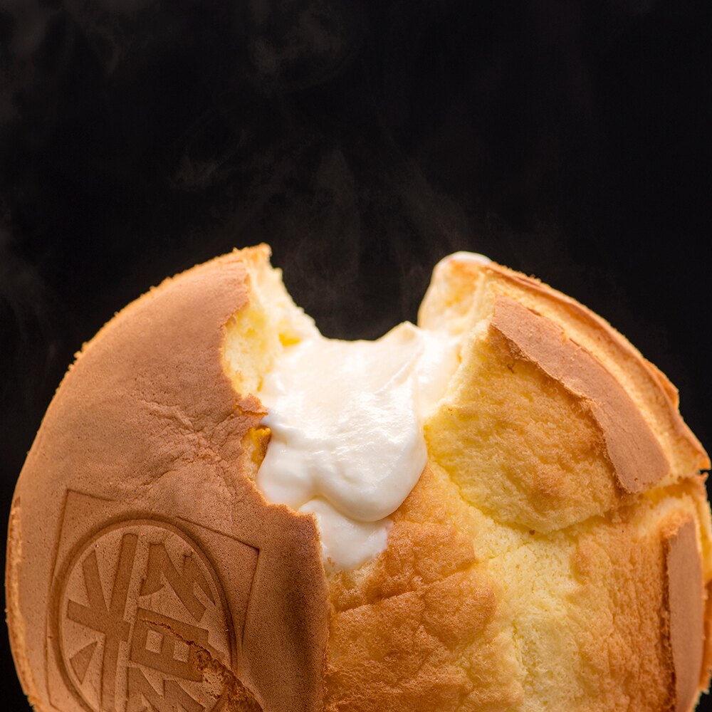 ♥新品上市♥【樂樂甜點】樂樂爆漿布丁蛋糕(6吋/盒) 經歷一萬三千個蛋糕淬鍊而出的美味，用簡單的食材創造新一代經典! 保有簡單樸實的外表，給你驚豔連連的美味! 【野餐派對甜點 / 下午茶 / 彌月蛋糕