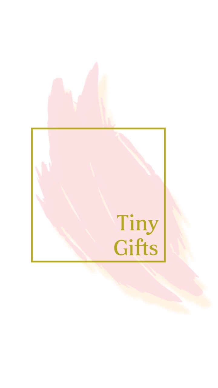 Tiny Gifts雜貨屋💐童裝、女裝、親子裝、童鞋、女鞋都找我🌸