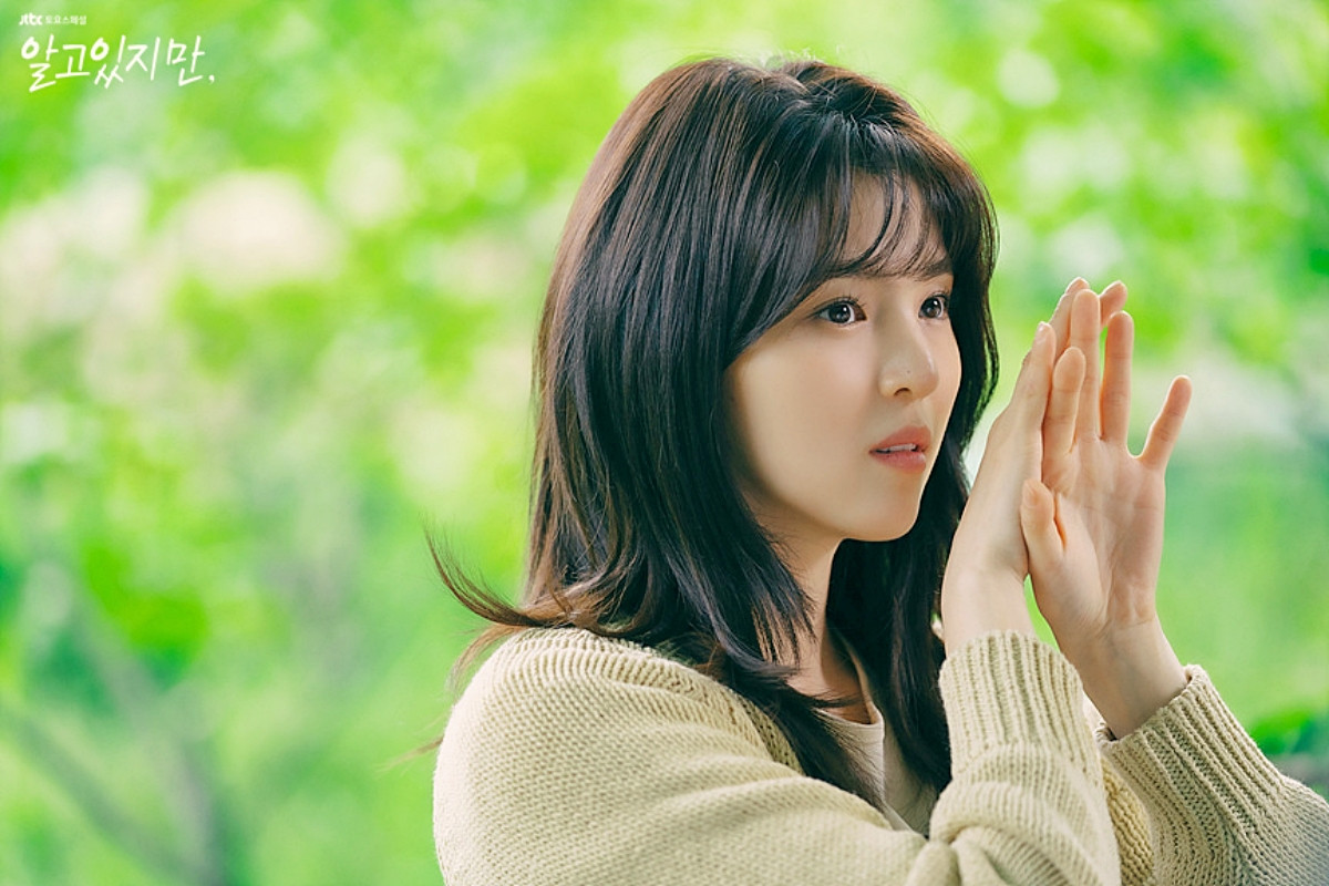 《無法抗拒的他》韓素希「純欲系」眼妝重點