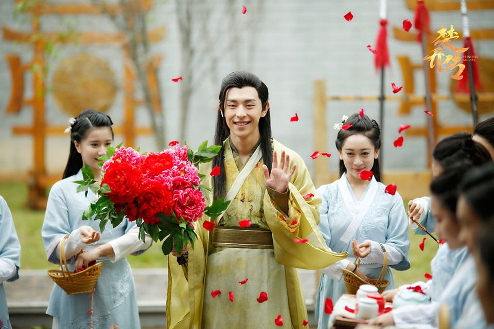 陸劇「痞帥無賴惹人愛」角色7：鄧倫 飾演《楚喬傳》蕭策